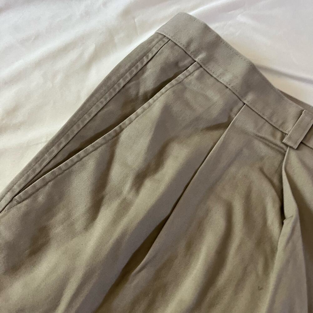 NWT Cutter & Buck Khaki Trouser Shorts Men's Sz 52 7 Inch Inseam - Picture 4 of 8